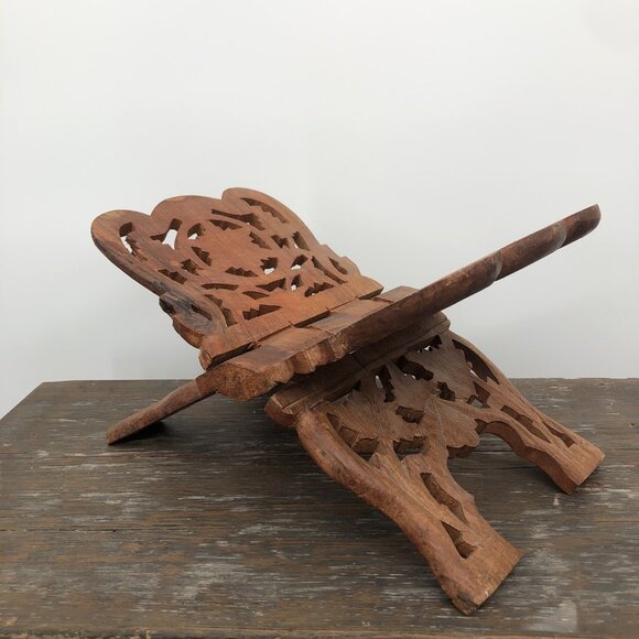 Carved Teak Wood Book Holder Stand Towels Napkins Cookbooks Vintage Floral Leaf - Picture 4 of 11